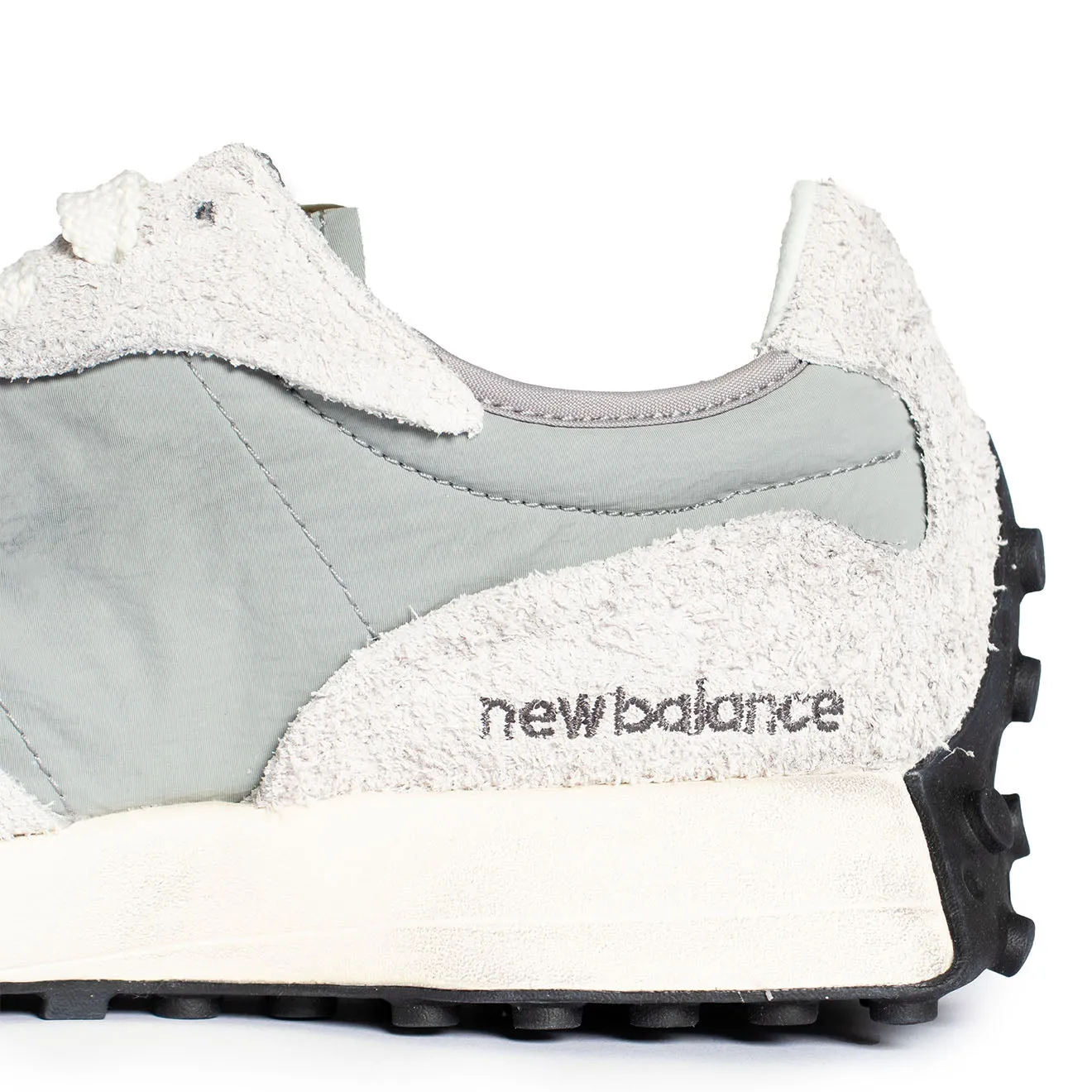 New Balance 327 Trainers Grey Matter / Magnet