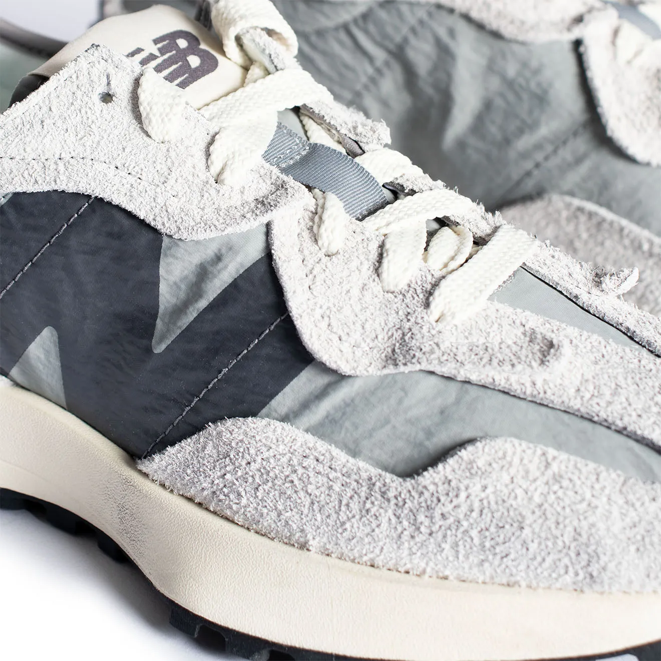 New Balance 327 Trainers Grey Matter / Magnet